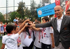 Cumhuriyet Futbol Turnuvası sona erdi